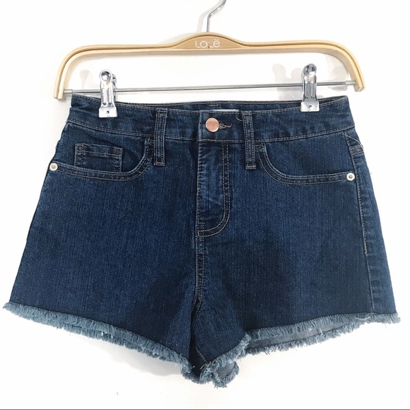 Charlotte Russe Pants - NWT Charlotte Russe fringe hem Shorts Sz 4